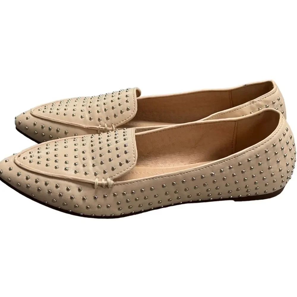 Chase + Chloe Beige Studded Pointed Toe Faux Leather Slip On Flats Size 6 - Picture 6 of 10